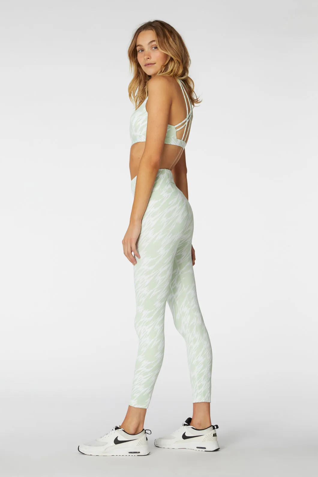 After Life 7/8 Legging