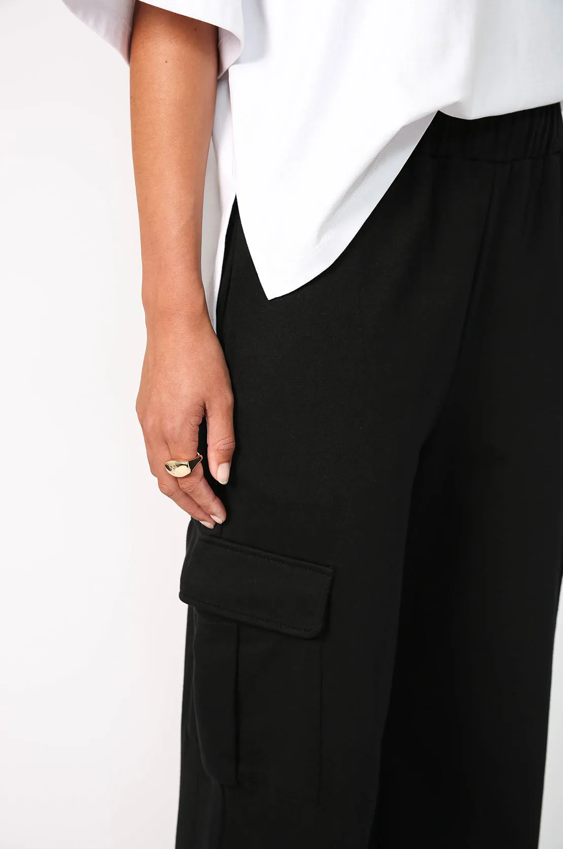 cargo coach trackpant / black
